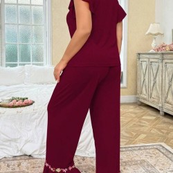  بيجامه مقاسات كبيره للنساء رقبة مربعة مطرز بالزهور
